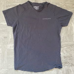 Alphalete shirt